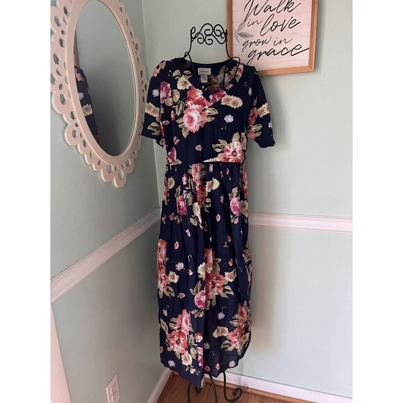 CW Classics Size Medium Floral Maxi Dress Crinkle Broom Stick 100% Cotton Blue - Picture 1 of 5